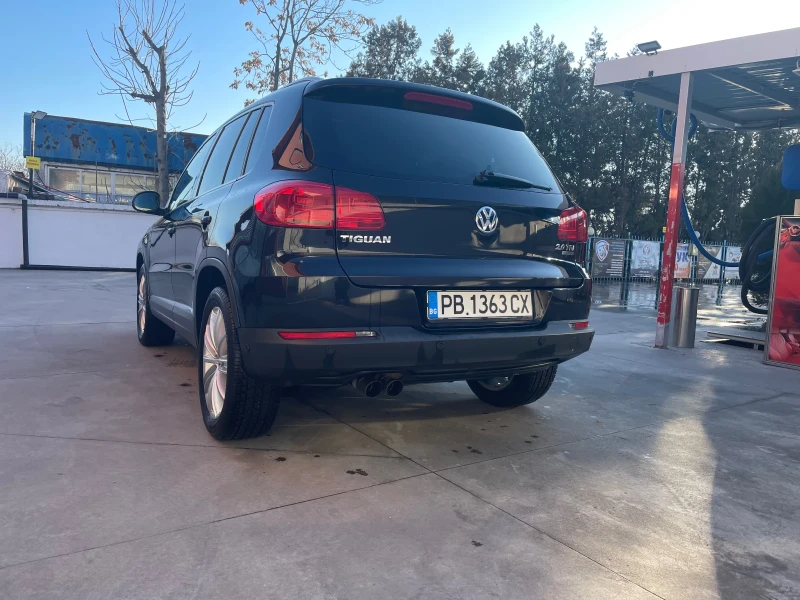 VW Tiguan, снимка 4 - Автомобили и джипове - 48737942