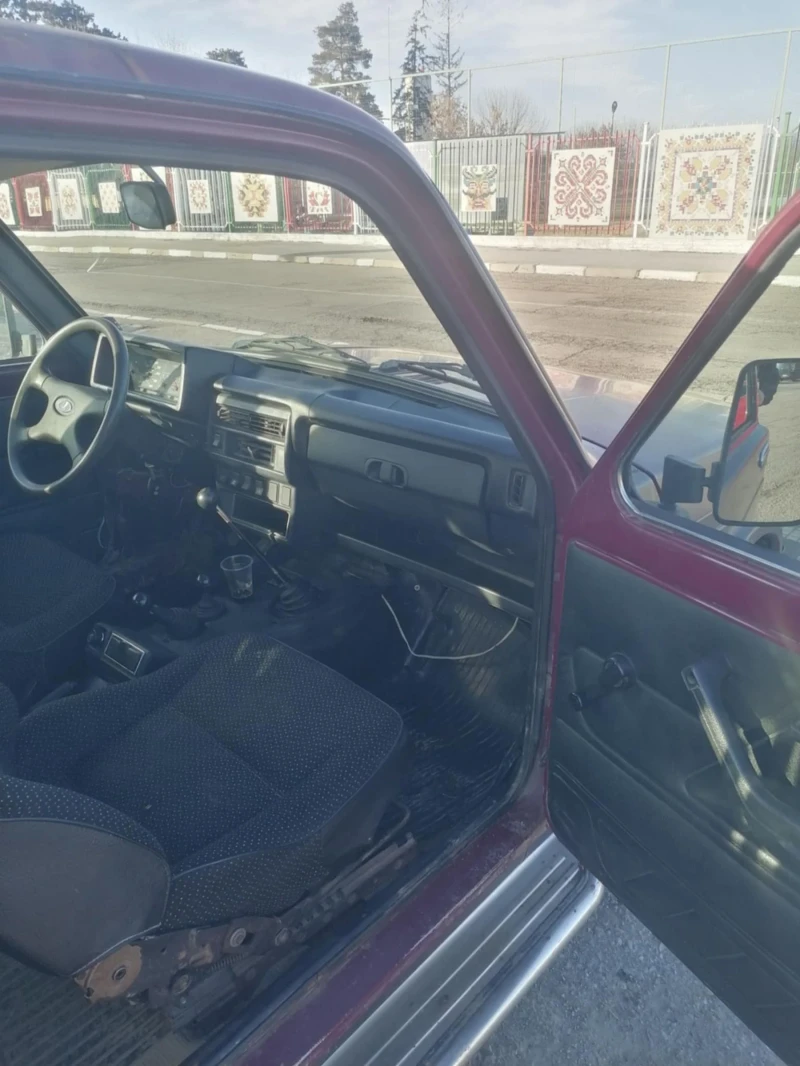 Lada Niva 1.7, снимка 12 - Автомобили и джипове - 48831268