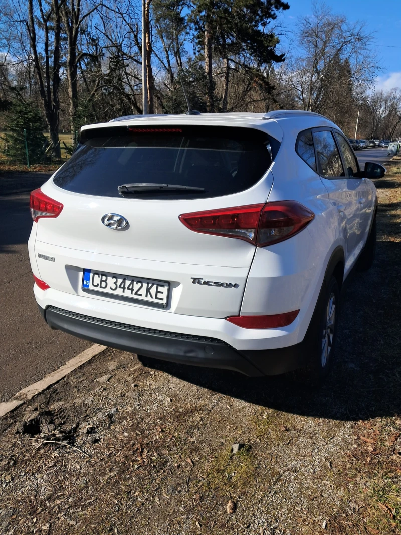 Hyundai Tucson, снимка 4 - Автомобили и джипове - 48917031