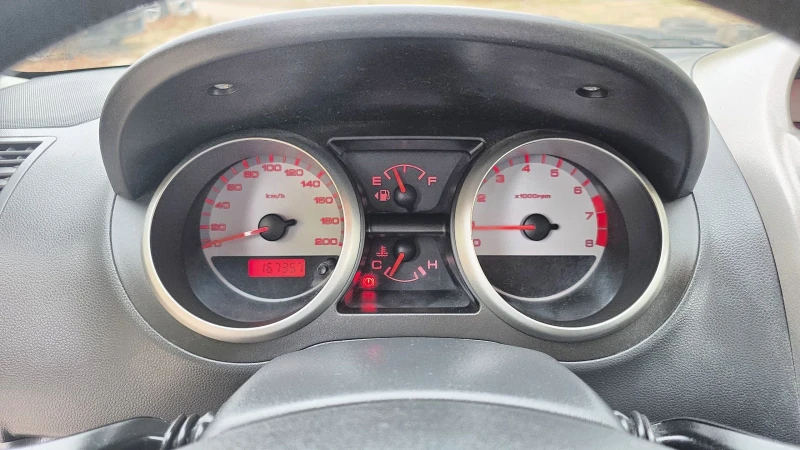 Suzuki Ignis 1.5i VVT 99k.c. 4X4, снимка 12 - Автомобили и джипове - 52164026