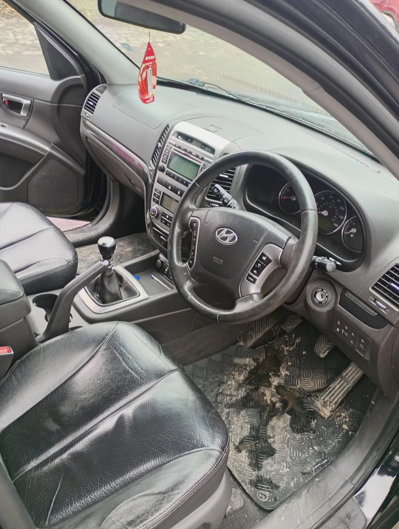 Hyundai Santa fe 2.2CRDI, снимка 9 - Автомобили и джипове - 53077367