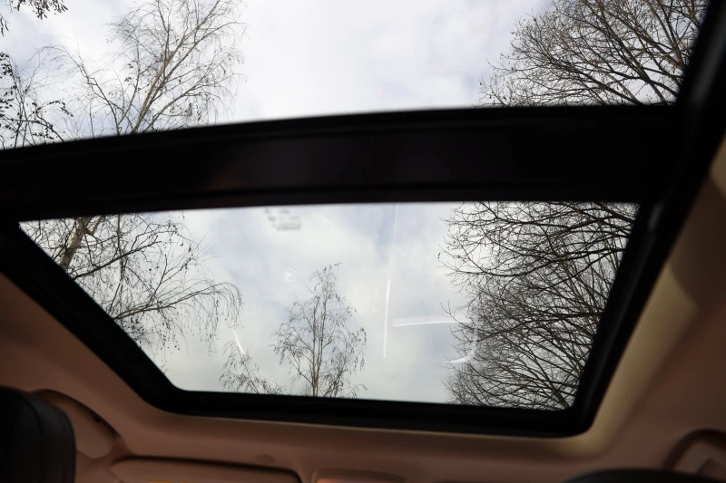 Volvo XC60 3.0 T6, снимка 16 - Автомобили и джипове - 53477627