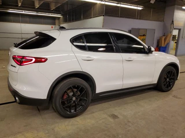 Alfa Romeo Stelvio TI SPORT, снимка 4 - Автомобили и джипове - 48690278