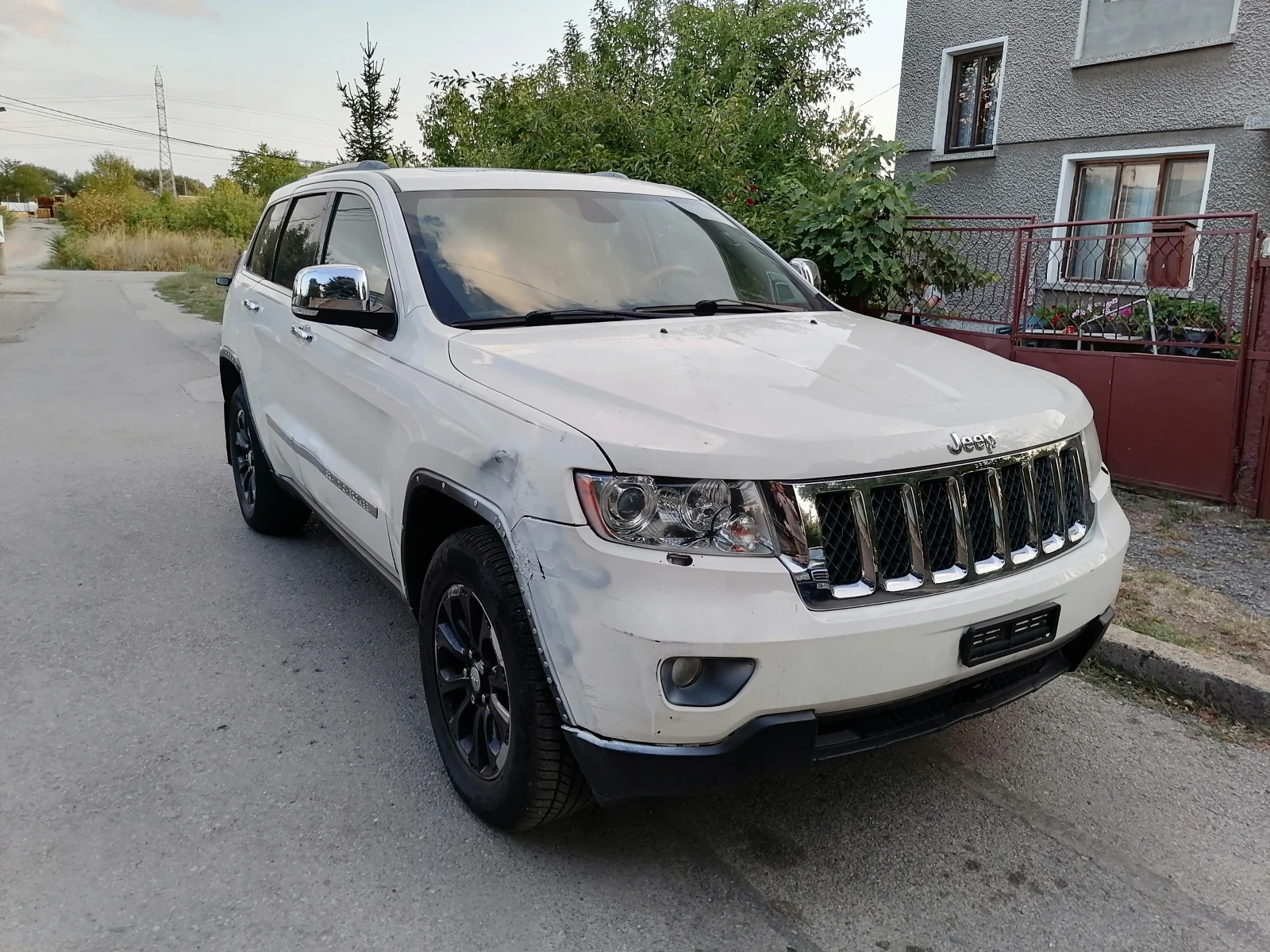 Jeep Grand cherokee 5.7 HEMI Overland - изображение 3