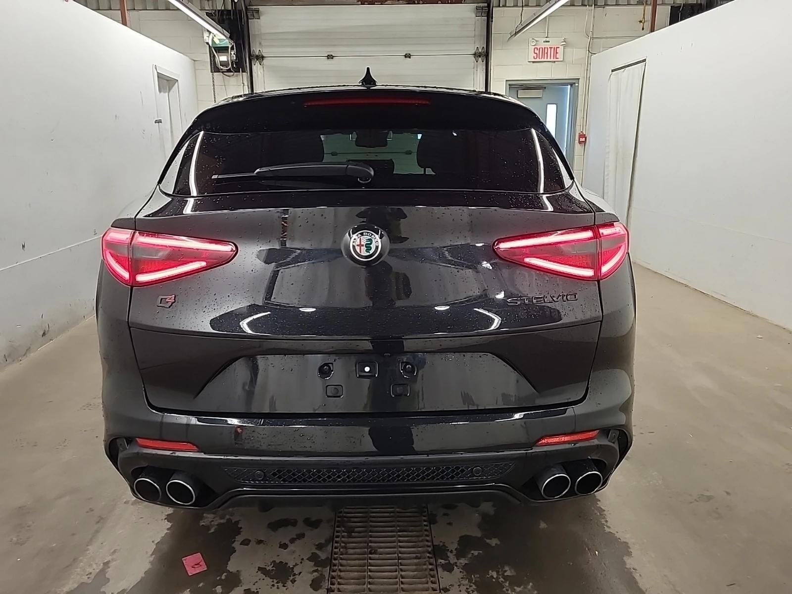 Alfa Romeo Stelvio QUADRIFOGLIO * * CARFAX * * АВТО КРЕДИТ * *  - изображение 5