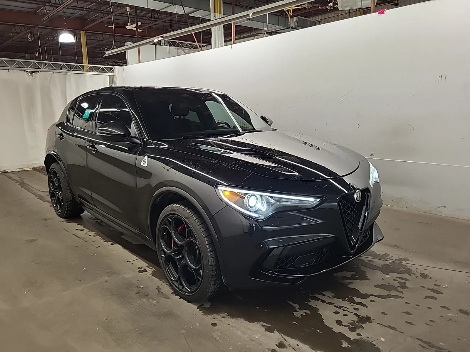 Alfa Romeo Stelvio QUADRIFOGLIO * * CARFAX * * АВТО КРЕДИТ * *  - изображение 3
