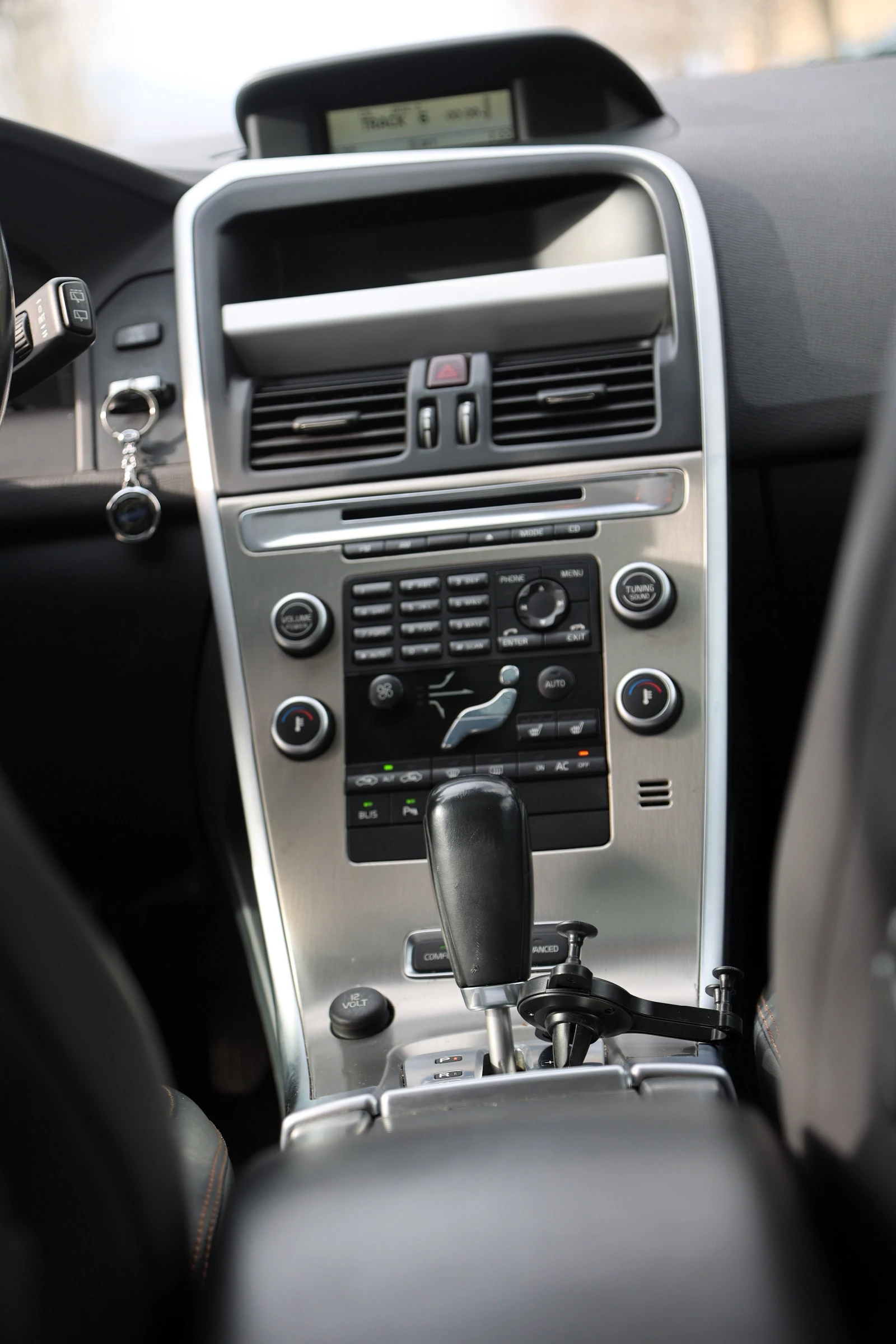 Volvo XC60 3.0 T6 | Mobile.bg � ����������� 12