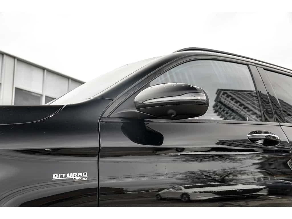 Mercedes-Benz GLC 43 AMG 4MATIC SUV /CARFAX/Панорама/Кожа/Памет, снимка 7 - Автомобили и джипове - 53893100