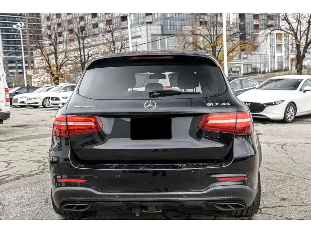 Mercedes-Benz GLC 43 AMG 4MATIC SUV /CARFAX/Панорама/Кожа/Памет, снимка 6 - Автомобили и джипове - 53893100