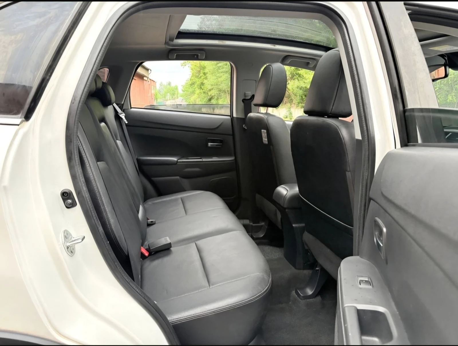 Mitsubishi ASX NAVI* PDC* XENON* PANO* КОЖА* 4-4* F1* FACE* TUV* , снимка 9 - Автомобили и джипове - 54538205