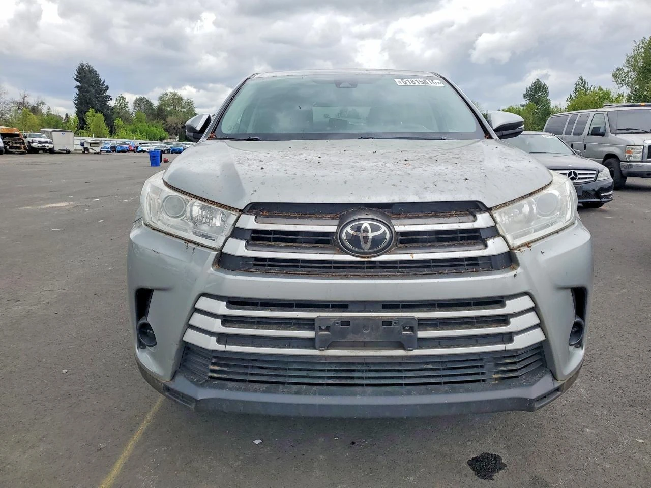 Toyota Highlander LE, снимка 3 - Автомобили и джипове - 54630200