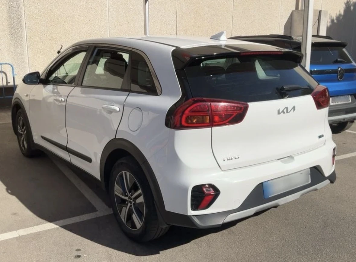 Kia Niro 1.6Hybrid 141ks. Топ състояние ., снимка 7 - Автомобили и джипове - 55207947