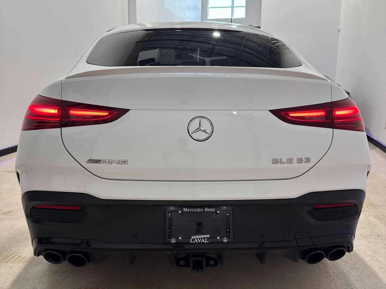Mercedes-Benz GLE 53 4MATIC  * CARFAX * ОПЦИЯ ЗА ФИНАНСИРАНЕ , снимка 4 - Автомобили и джипове - 55246327