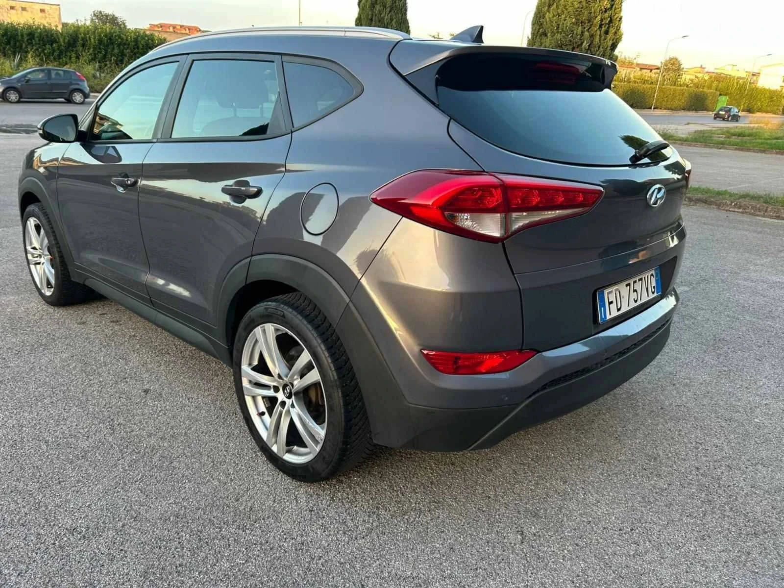 Hyundai Tucson 1.7 116кс., снимка 5 - Автомобили и джипове - 55422488