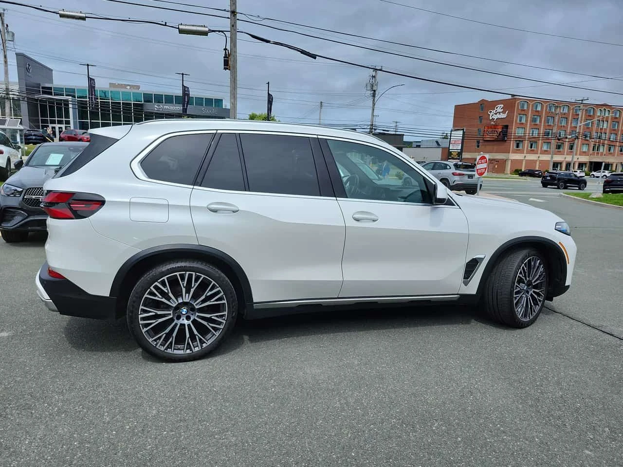 BMW X5 xDrive40i | CARFAX | БЕЗ ИНЦИДЕНТИ, снимка 4 - Автомобили и джипове - 55547239