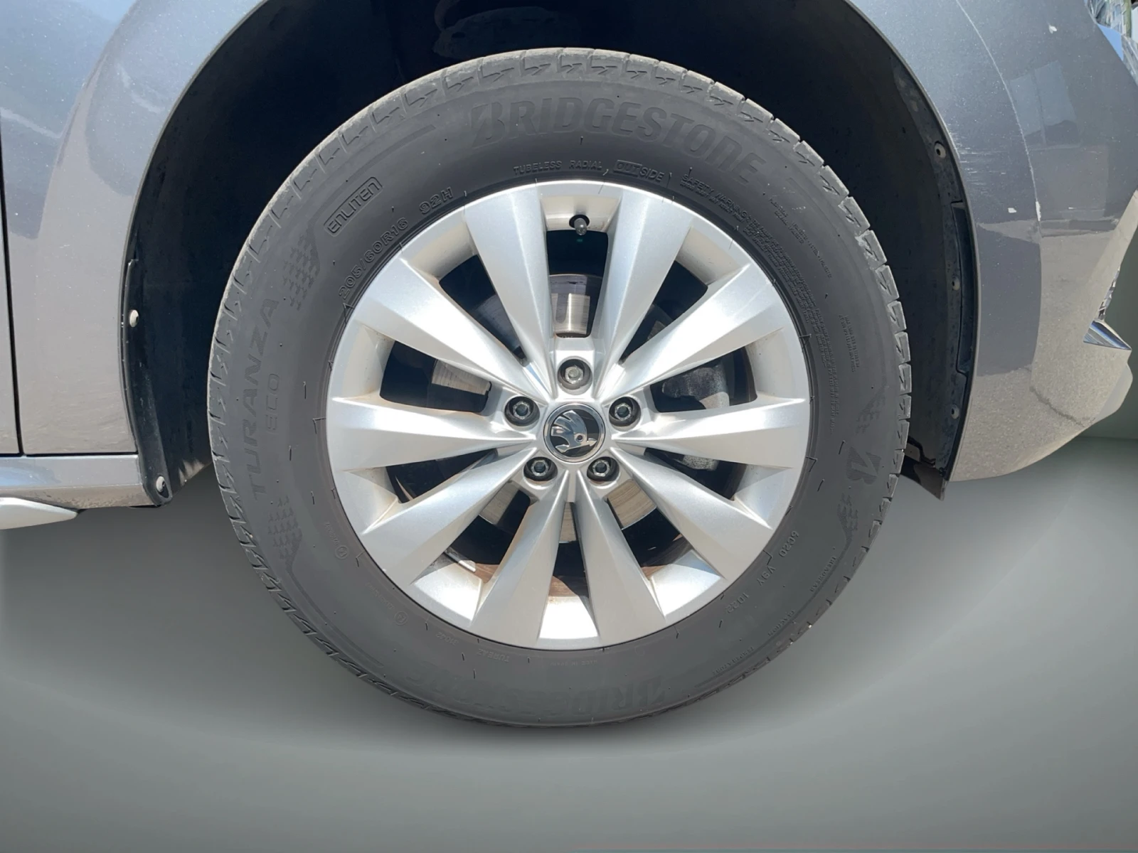 Skoda Kamiq 1.0 TSI 5М, снимка 9 - Автомобили и джипове - 55748504