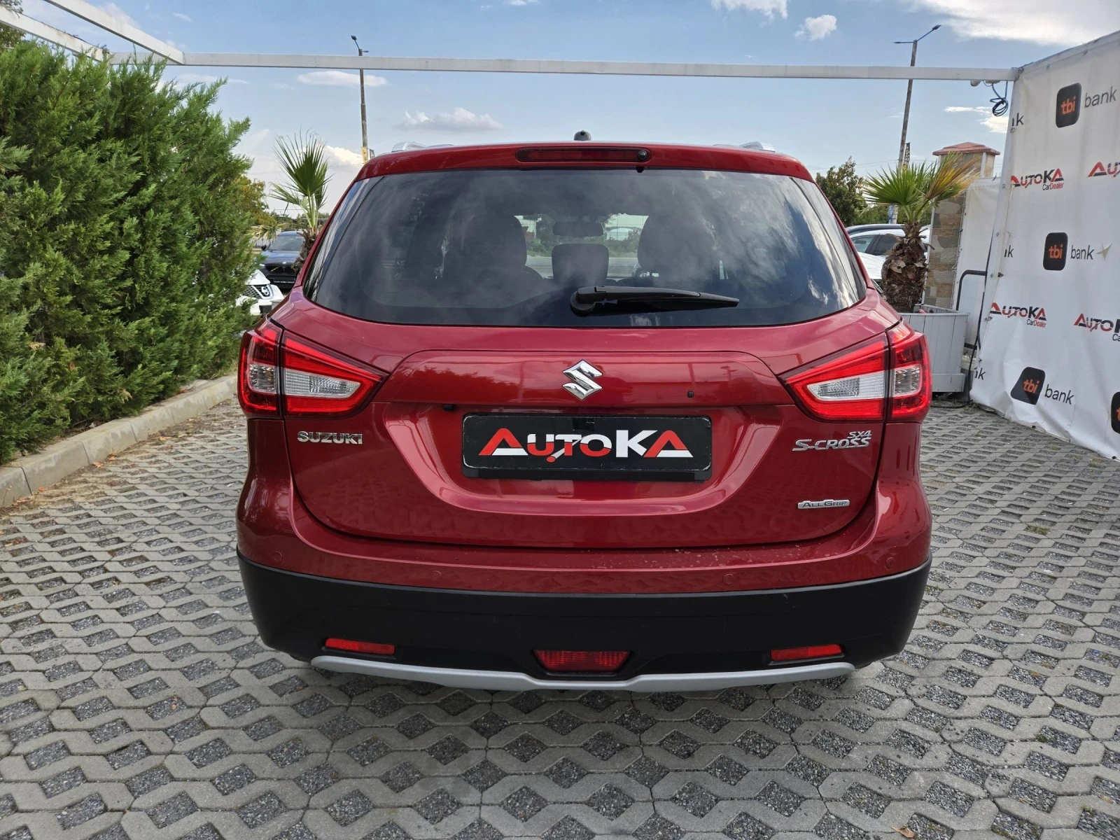 Suzuki SX4 S-Cross 1.6DDIS-120кс= 6ск= 4х4= DISTR= CAM= FACE= KEYLESS, снимка 4 - Автомобили и джипове - 55954579