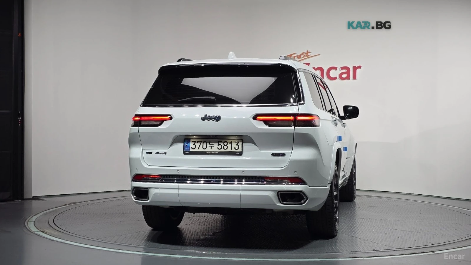 Jeep Grand cherokee OVERLAND* ОБДУХ* PANO* MCINTOSH* 7МЕСТА* , снимка 4 - Автомобили и джипове - 56024020