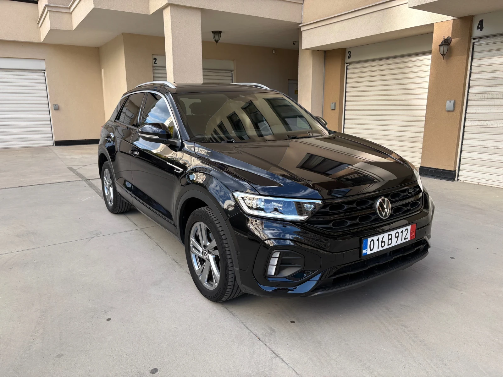 VW T-Roc R-Line, IQ Light, Digital, ������, �������-109�� | Mobile.bg � ����������� 2
