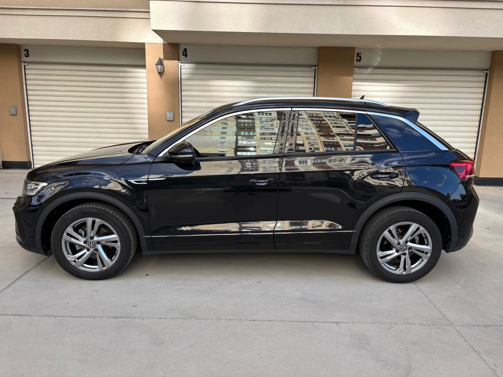 VW T-Roc R-Line, IQ Light, Digital, ������, �������-109�� | Mobile.bg � ����������� 7