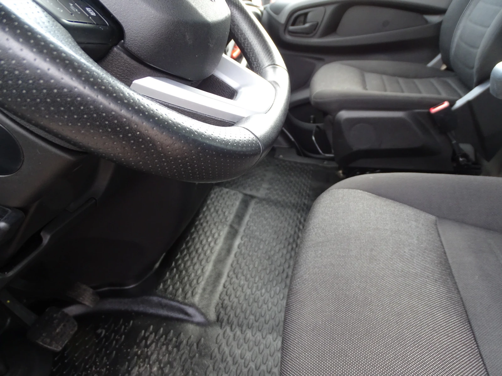 Iveco 35S18 3.0HPI* ХЛАДИЛЕН* КЛИМАТРОНИК, снимка 16 - Бусове и автобуси - 53336192