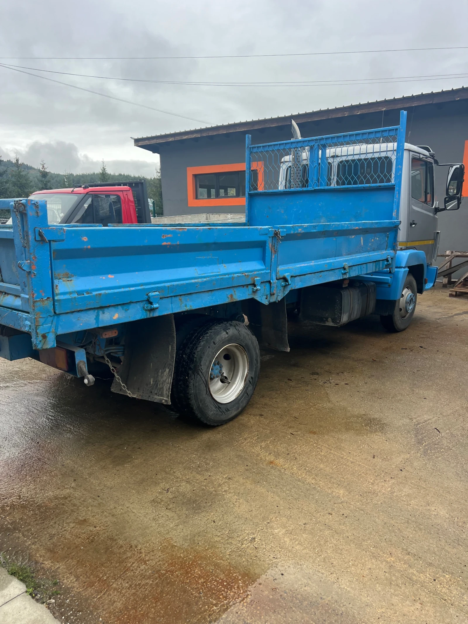 Mercedes-Benz 814 Самосвал - изображение 8