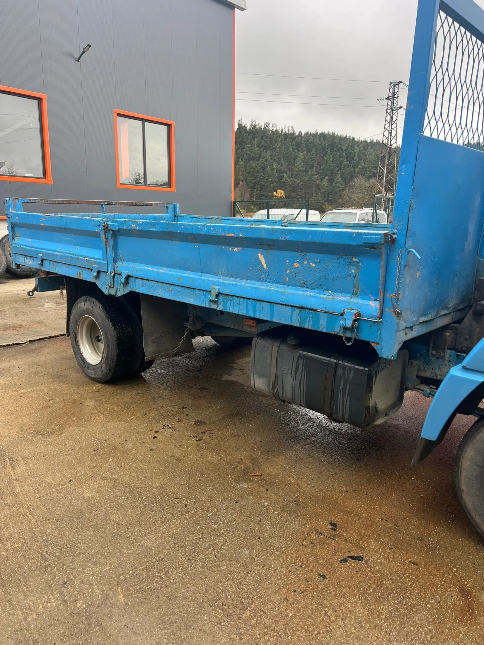 Mercedes-Benz 814 Самосвал - изображение 5