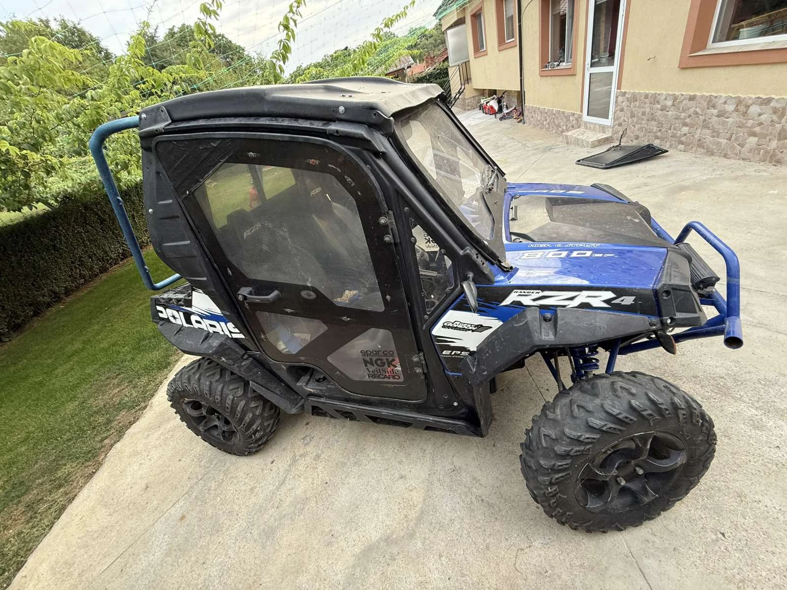 Polaris RZR 800s 4x4 - изображение 2