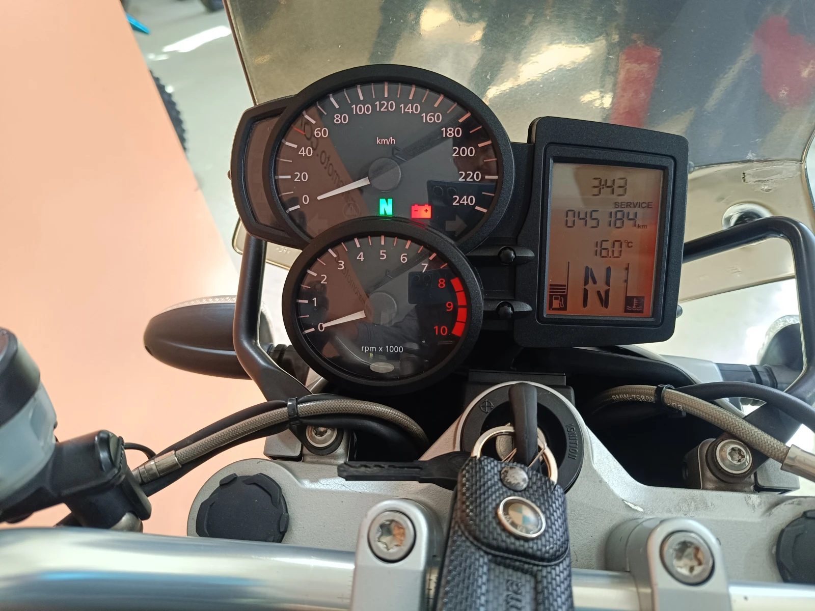 BMW R 1200R  - изображение 6