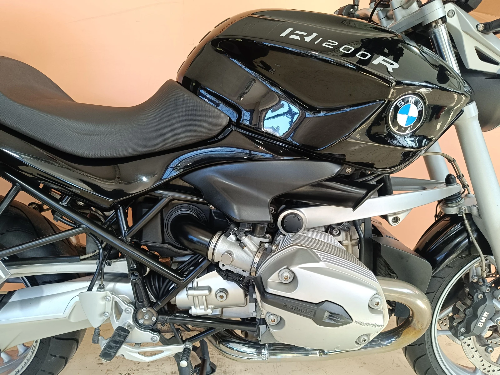 BMW R 1200R  - изображение 7