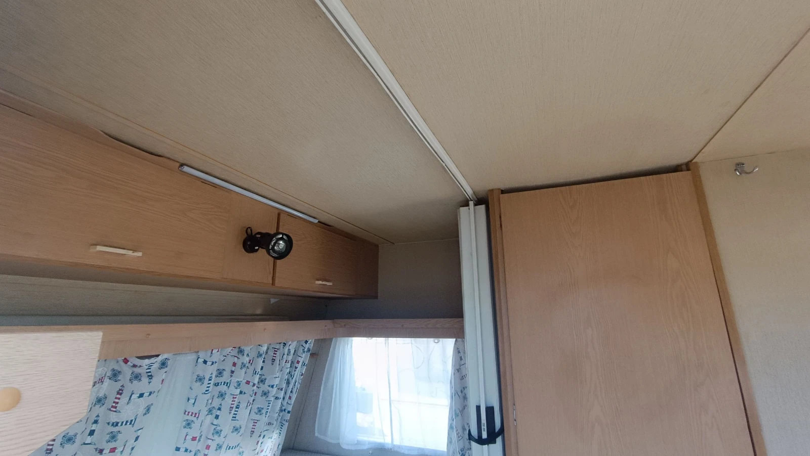 Каравана KIP 48 с форселт , снимка 4 - Каравани и кемпери - 53921167