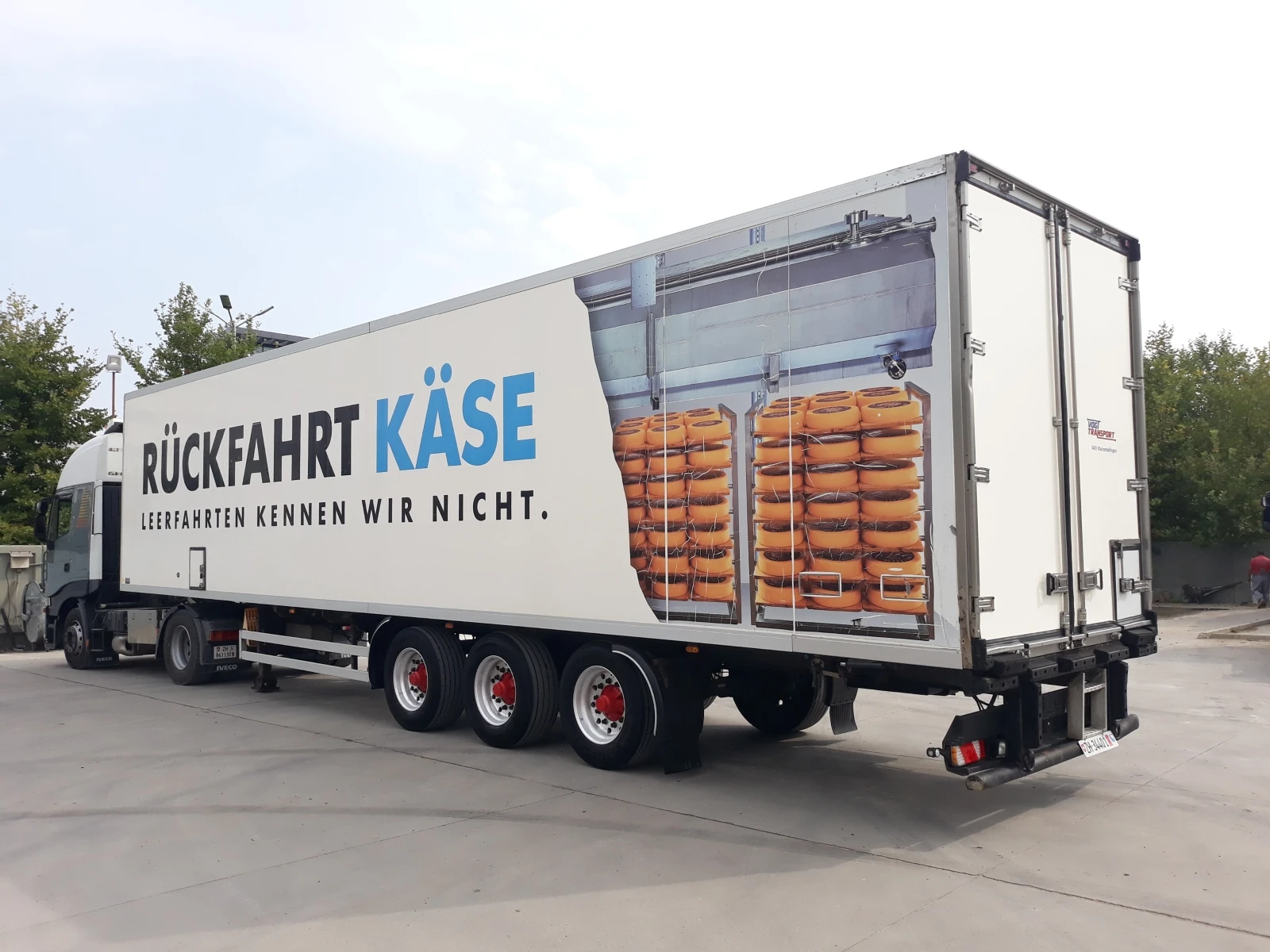  UNIVAN- | Mobile.bg   7