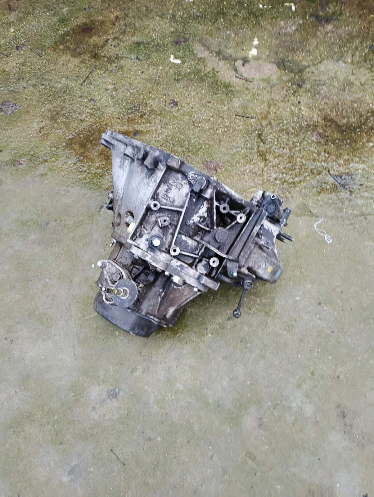    307  2000  / 109  | Mobile.bg   3