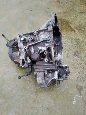 СКОРОСТНА КУТИЯ ПЕЖО 307 КОМБИ 2000 КУБИКА / 109 КОНЯ