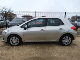 Toyota Auris 1.6 КАТО НОВА , снимка 7