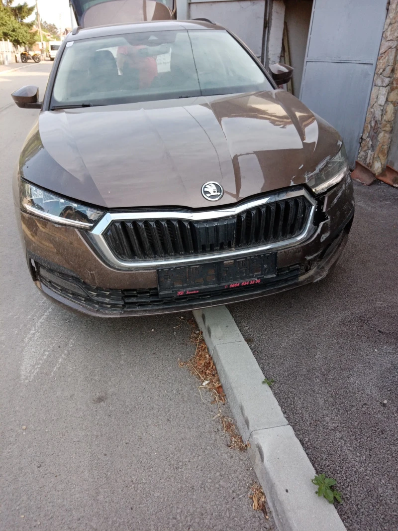 Skoda Octavia, снимка 7 - Автомобили и джипове - 48116164