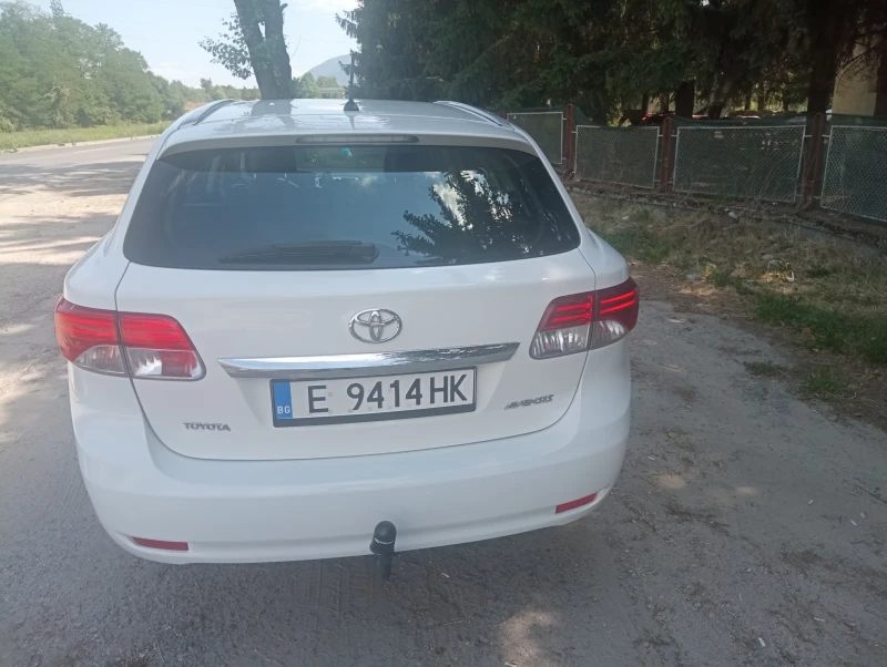 Toyota Avensis D4D 2.2, снимка 4 - Автомобили и джипове - 47345570