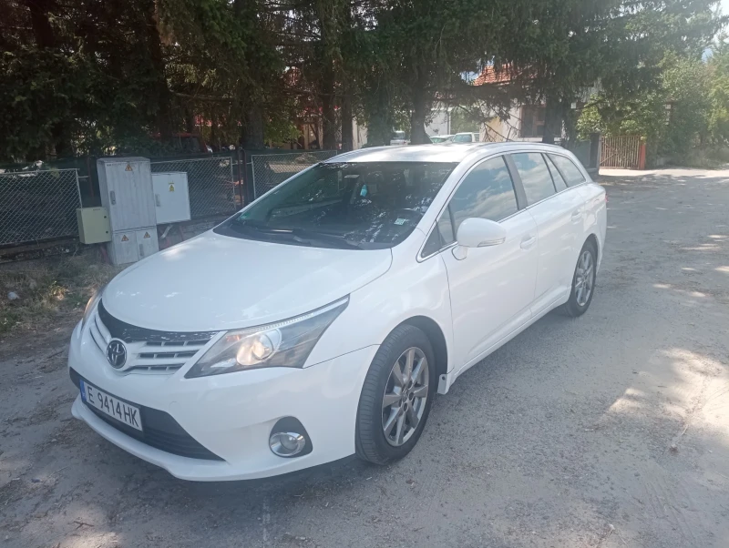 Toyota Avensis D4D 2.2, снимка 2 - Автомобили и джипове - 47345570