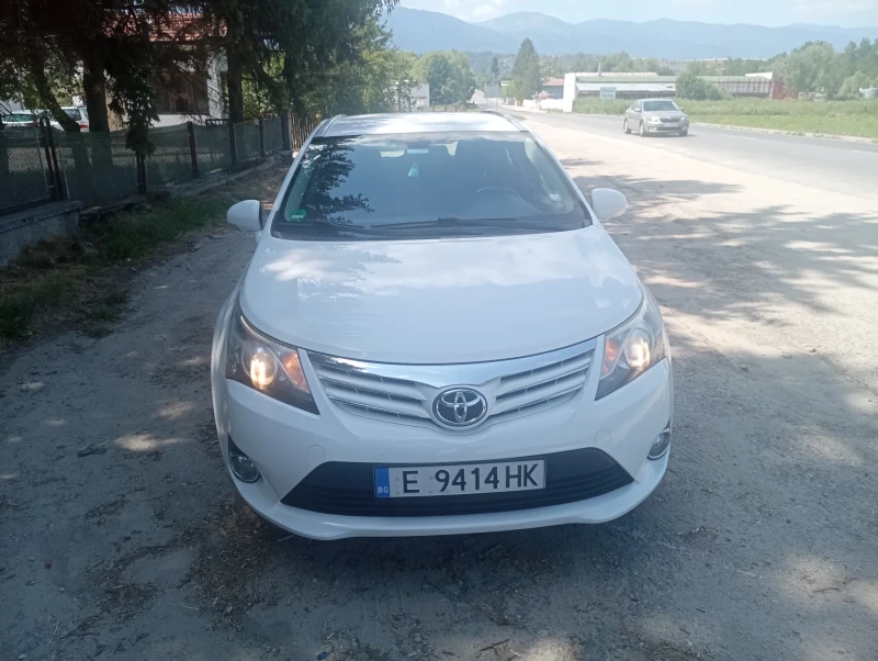 Toyota Avensis D4D 2.2, снимка 1 - Автомобили и джипове - 47345570