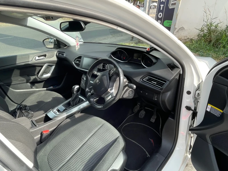 Peugeot 308 Active, снимка 9 - Автомобили и джипове - 47737468