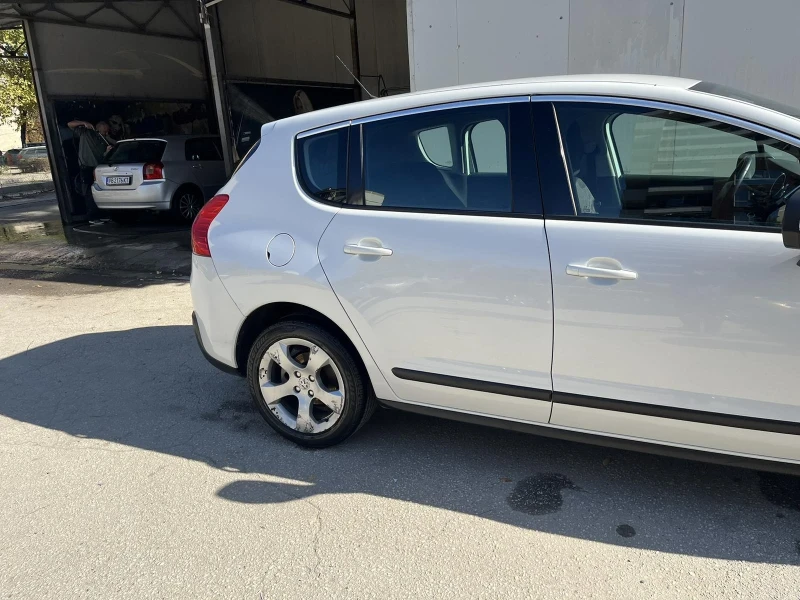 Peugeot 3008, снимка 15 - Автомобили и джипове - 47875453