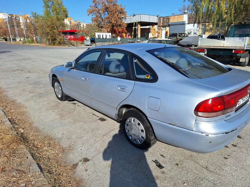 Mazda 626 1.6 АГУ, снимка 4 - Автомобили и джипове - 47996783