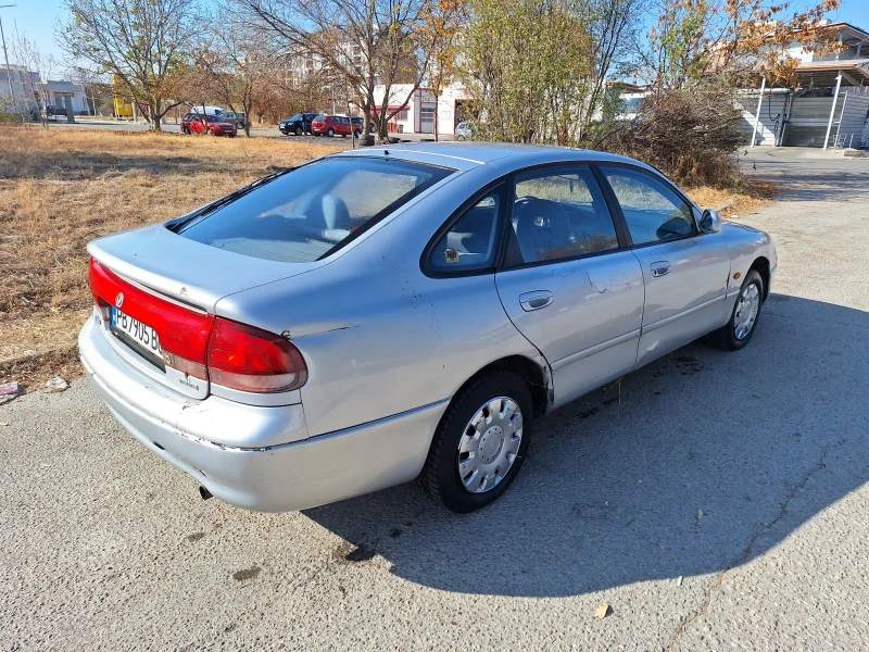 Mazda 626 1.6 АГУ, снимка 5 - Автомобили и джипове - 47996783