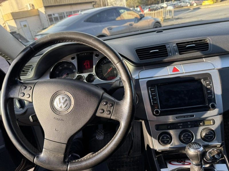 VW Passat 1.8 TSI, снимка 11 - Автомобили и джипове - 48087194