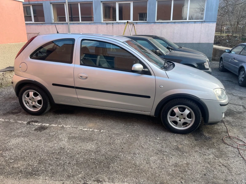 Opel Corsa, снимка 4 - Автомобили и джипове - 49473970