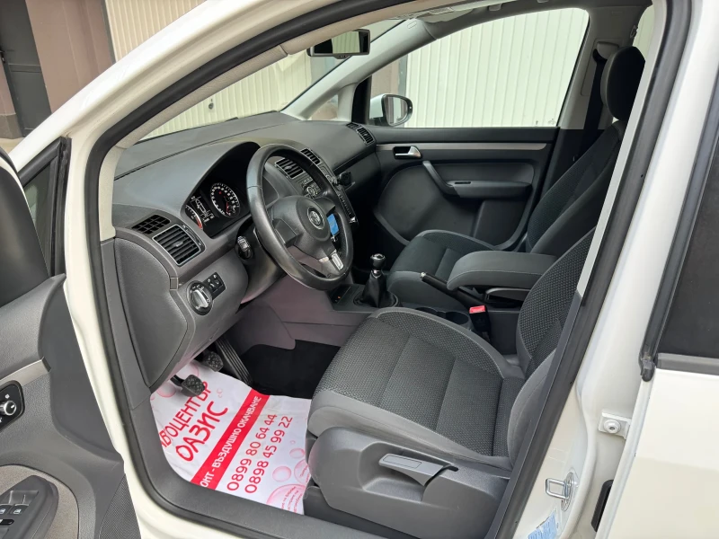 VW Touran 2.0TDi, снимка 6 - Автомобили и джипове - 50281565