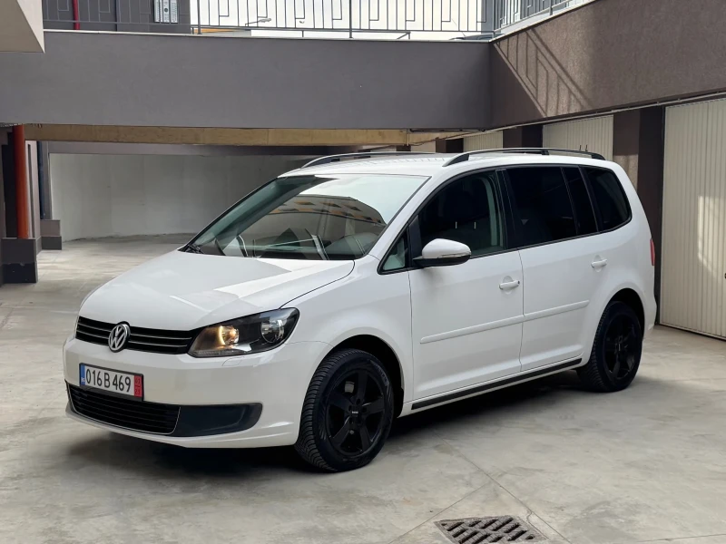 VW Touran 2.0TDi, снимка 3 - Автомобили и джипове - 50281565
