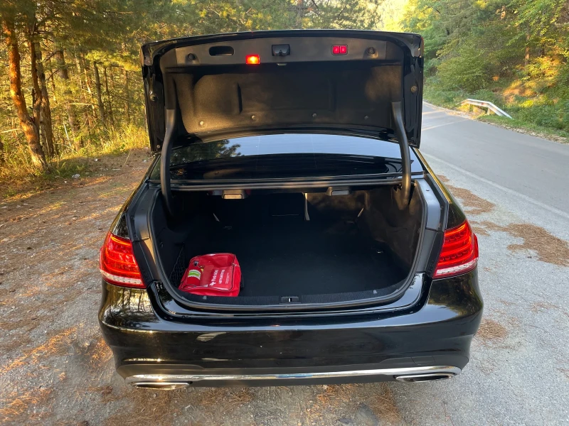 Mercedes-Benz E 350 Facelift, снимка 7 - Автомобили и джипове - 52298807
