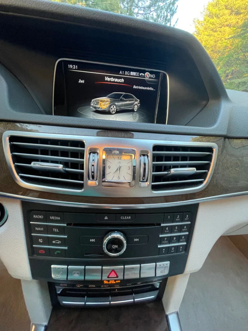 Mercedes-Benz E 350 Facelift, снимка 11 - Автомобили и джипове - 52298807