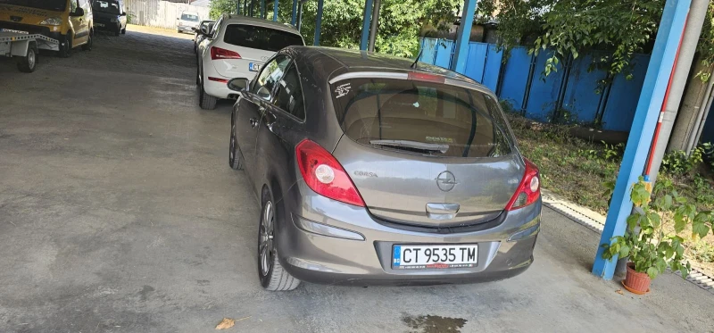 Opel Corsa, снимка 2 - Автомобили и джипове - 52730686